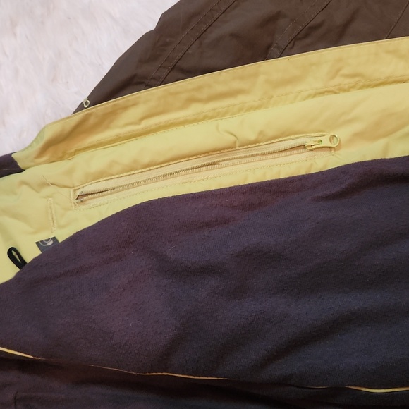 Columbia Convert jacket in olive green, detachable fur hood - Picture 6 of 14